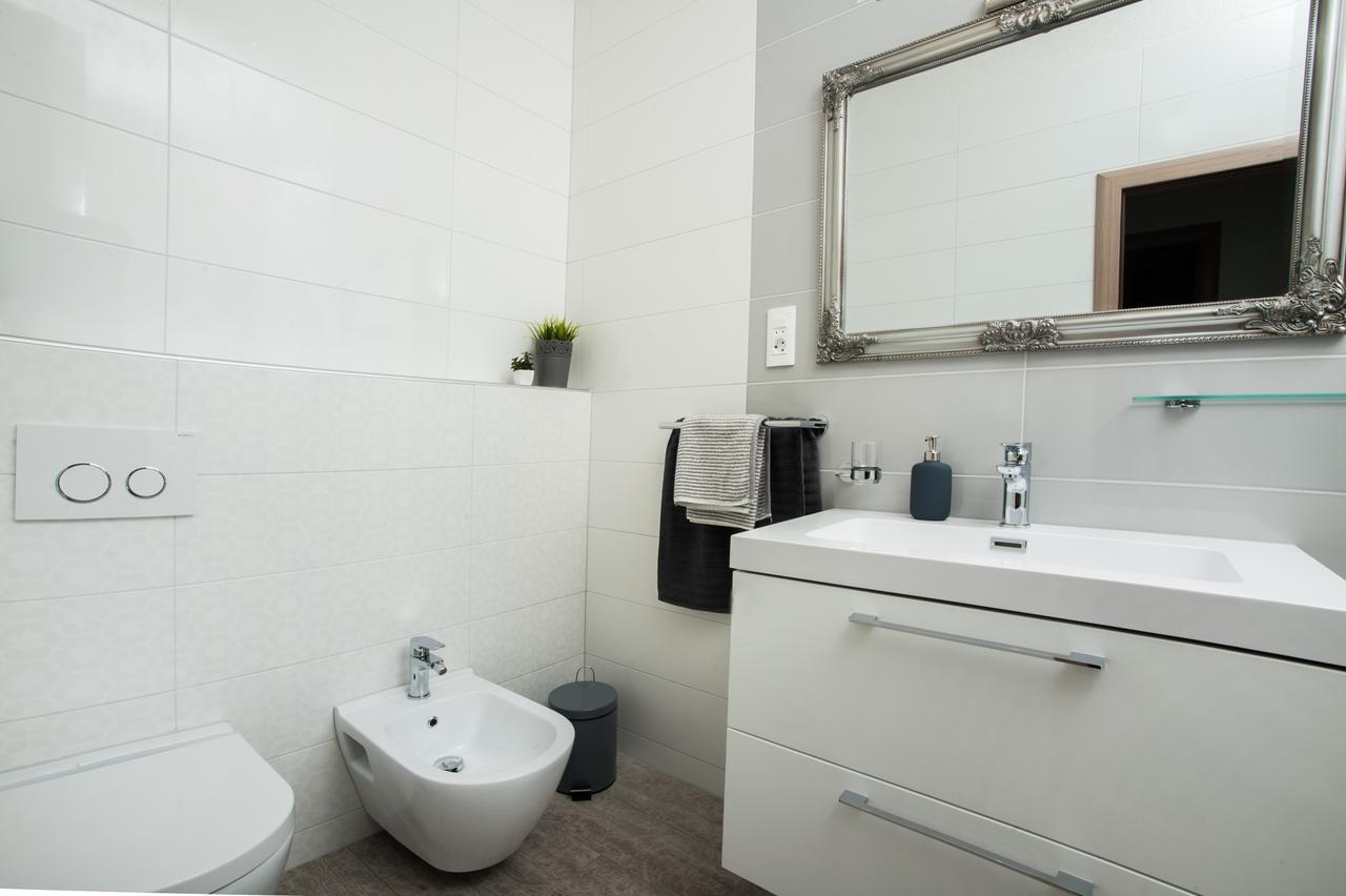 Penthouse Filka Mimice